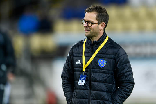 Falkenbergs FFs sportchef David Svensson före match ett i