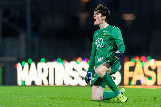 Östersunds målvakt Andrew Robert Mills deppar