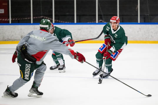 under en träning med Frölunda