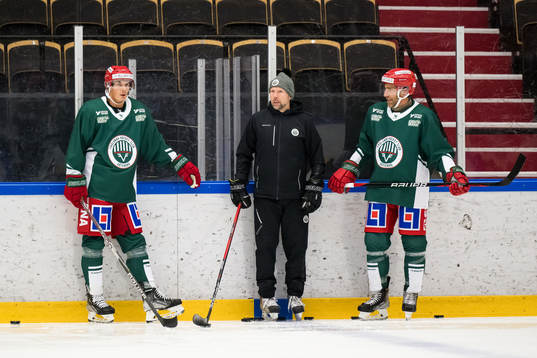 Loui Eriksson, assisterande tränare Anders Burström och