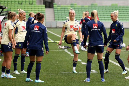 Emma Kullberg, Stina Blackstenius and Nathalie Björn of