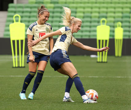 Julia Zigiotti Olme and Sofia Jakobsson of the Swedish