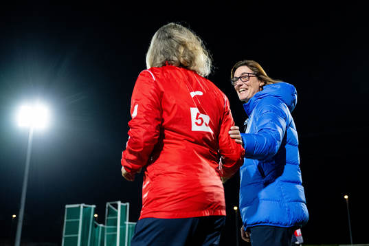 Head coach Hege Riise of Norway and Head coach Corinne