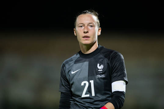 Goalkeeper Pauline Peyraud-Magnin of France