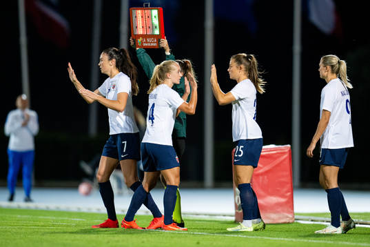 Amalie Eikeland is replaced by Emilie Haavi of Norway