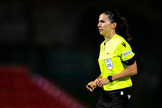Ainara Acevedo Dudley, referee