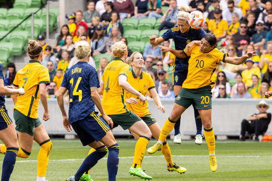 Emma Kullberg of Sweden and Samantha Kerr of Australia