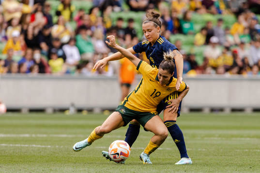 Katrina Gorry of Australia and Julia Zigiotti Olme of Sweden