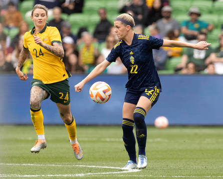 Olivia Schough of Sweden and Larissa Crummer of the