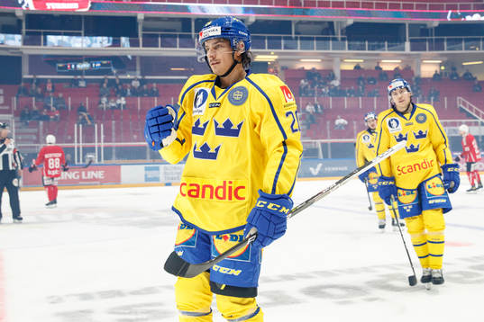 Andre Petersson of Sweden celebrates