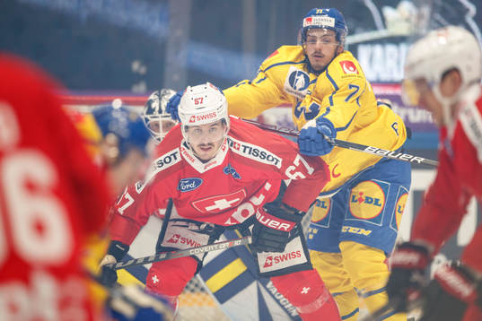 Roger Karrer of Switzerland, Isac Brännström of Sweden