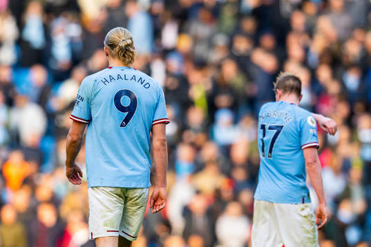 Erling Braut Haaland and Kevin De Bruyne of Manchester City