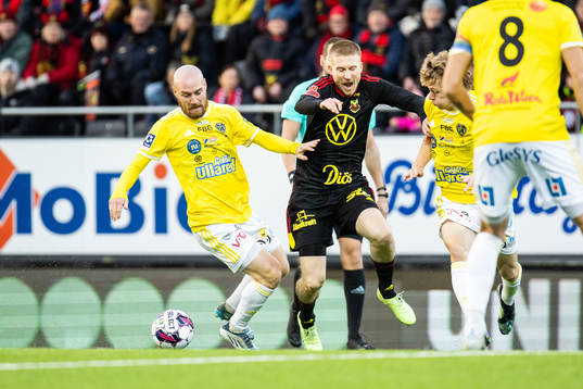 Falkenbergs Christoffer Carlsson och Östersunds Simon Kroon