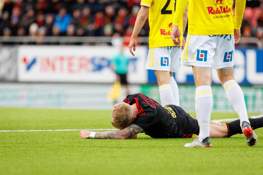 Östersunds Andre Österholm har ont