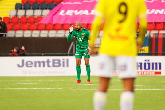 Östersunds målvakt Aly Keita