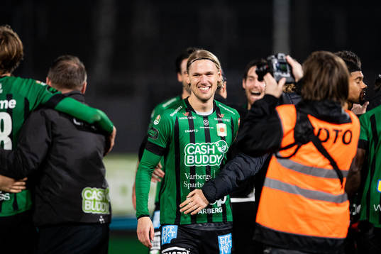 Varbergs Hampus Zackrisson jublar