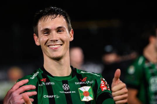 Varbergs Tobias Carlsson jublar