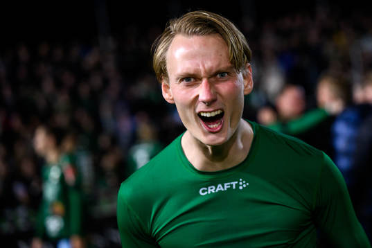 Varbergs Alexander Johansson jublar