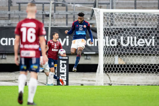Sandvikens IFs John Junior Igbarumah jublar