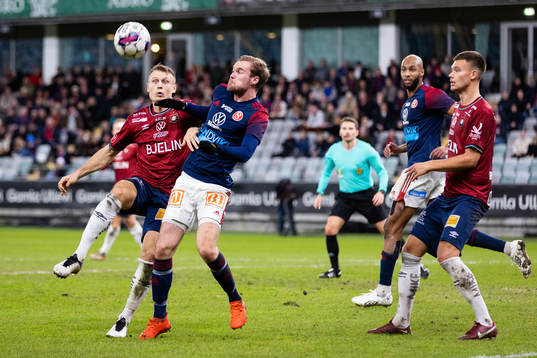 Örgrytes Marcus Haglind Sangre och Sandvikens IFs Martin