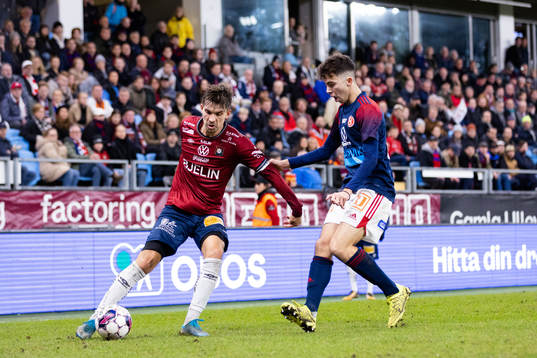 Örgrytes Daniel Paulson och Sandvikens IFs Adam Kiani