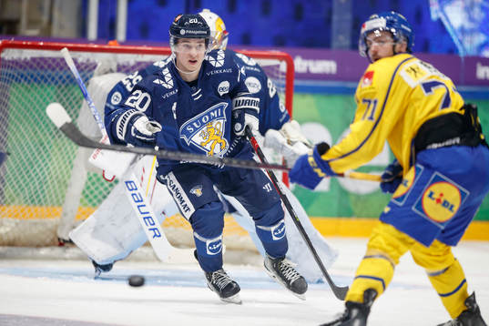 Jerry Turkulainen of Finland and Isac Brännström of Sweden