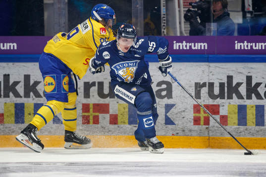 Patrik Karlkvist of Sweden and Jere Karjalainen of Finland
