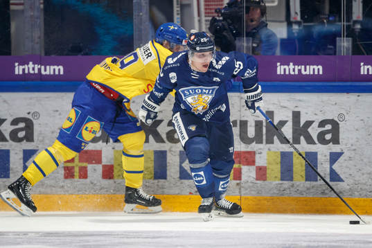 Jere Karjalainen of Finland and Patrik Karlkvist of Sweden