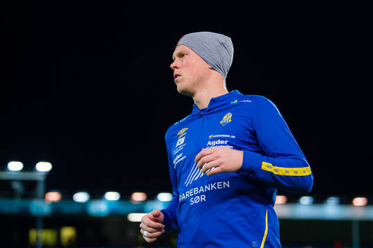 John Olav Norheim of Jerv warms up