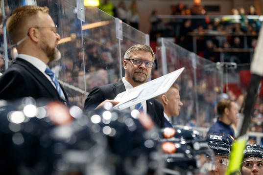 Head Coach Jukka Jalonen of Finland