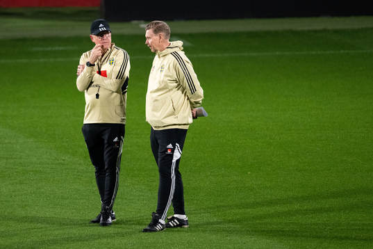 Head coach Janne Andersson and assistant coach Peter
