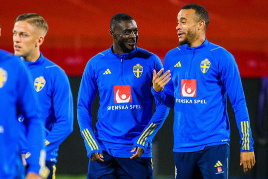 Ken Sema and Robin Quaison of the Swedish national football