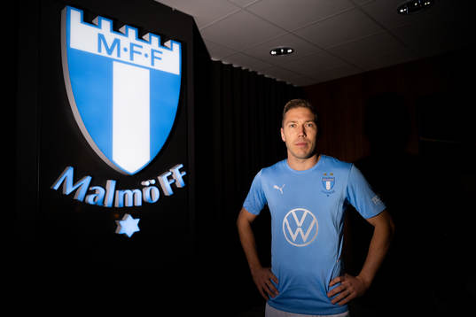 Malmö FF presenterar Anton Tinnerholm som ny spelare