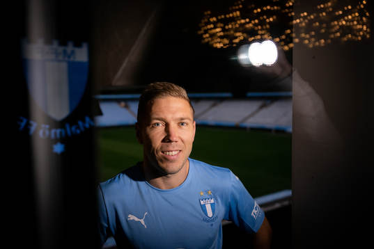 Malmö FF presenterar Anton Tinnerholm som ny spelare