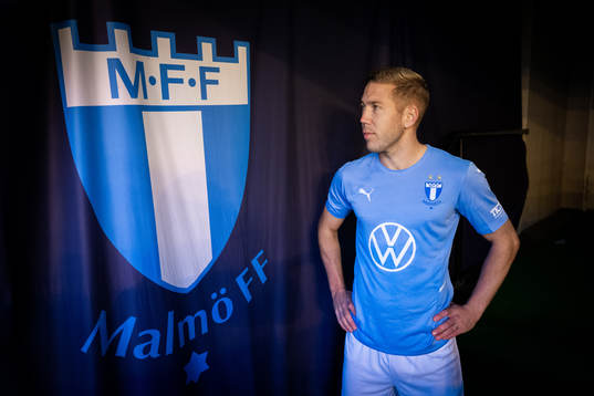 Malmö FF presenterar Anton Tinnerholm som ny spelare