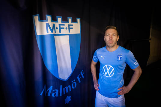 Malmö FF presenterar Anton Tinnerholm som ny spelare