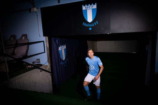 Malmö FF presenterar Anton Tinnerholm som ny spelare