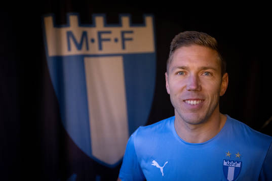 Malmö FF presenterar Anton Tinnerholm som ny spelare