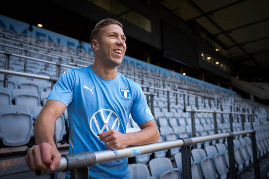 Malmö FF presenterar Anton Tinnerholm som ny spelare
