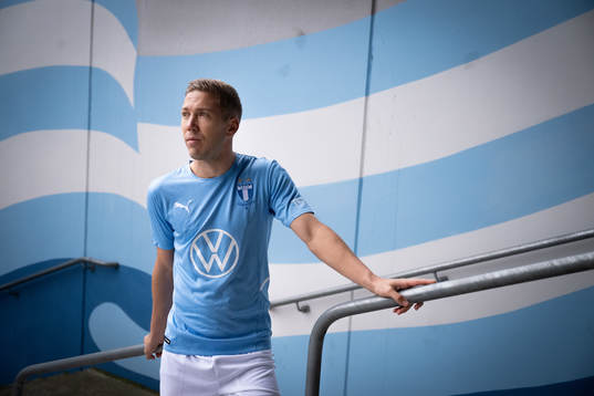 Malmö FF presenterar Anton Tinnerholm som ny spelare
