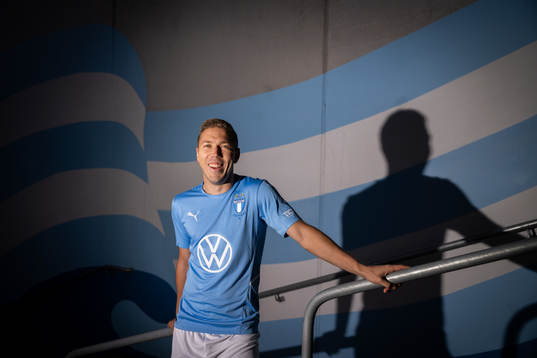 Malmö FF presenterar Anton Tinnerholm som ny spelare