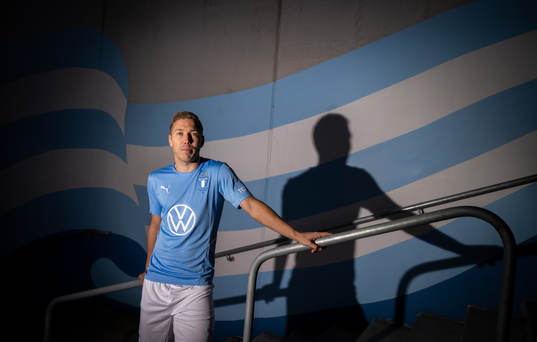 Malmö FF presenterar Anton Tinnerholm som ny spelare