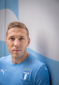 Malmö FF presenterar Anton Tinnerholm som ny spelare