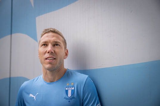 Malmö FF presenterar Anton Tinnerholm som ny spelare