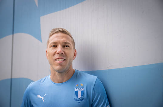 Malmö FF presenterar Anton Tinnerholm som ny spelare