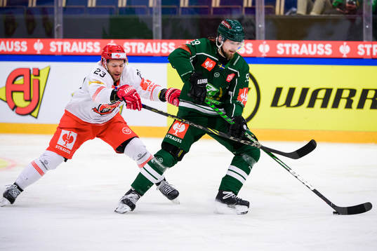 Mislav Rosandic of Mountfield and Linus Johansson  of