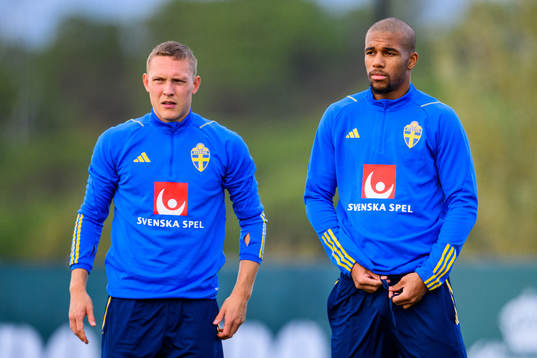 Ludwig Augustinsson and Isak Hien of the Swedish national