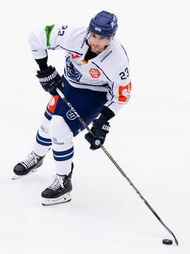 Brandon Manning of Straubing Tigers