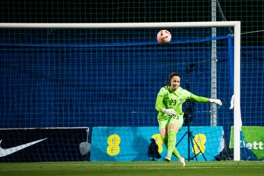 goalkeeper Aurora Mikalsen of Norway