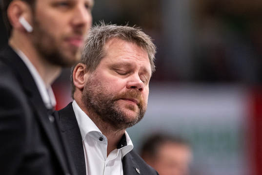 Östersunds tränare Kjell-Åke Andersson deppar